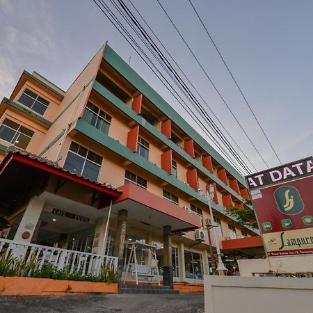 Oyo 2487 Sampurna Jaya Hotel Tanjungpinang Exteriör bild