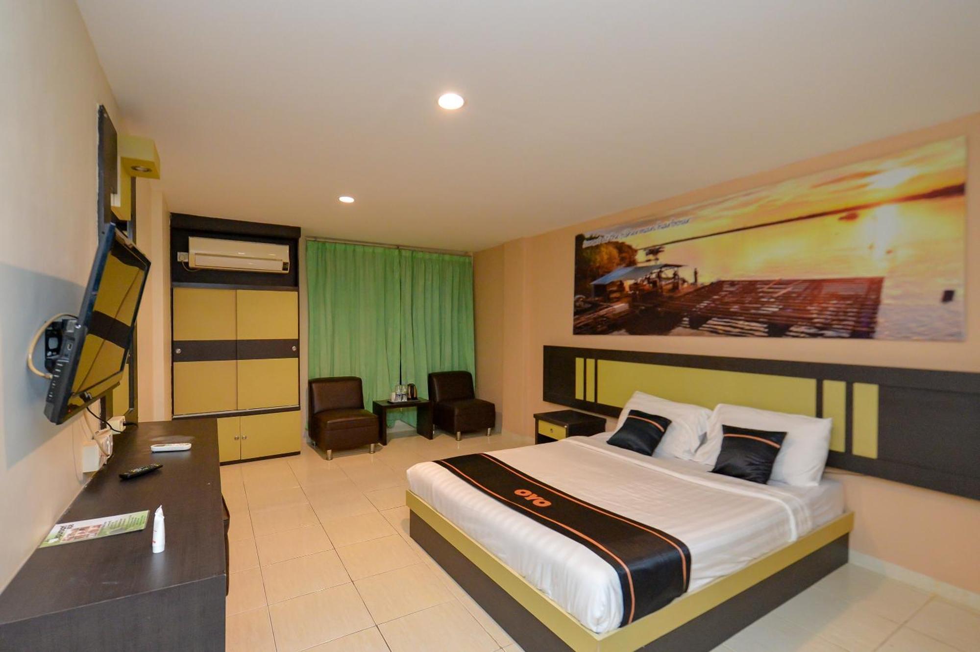 Oyo 2487 Sampurna Jaya Hotel Tanjungpinang Exteriör bild