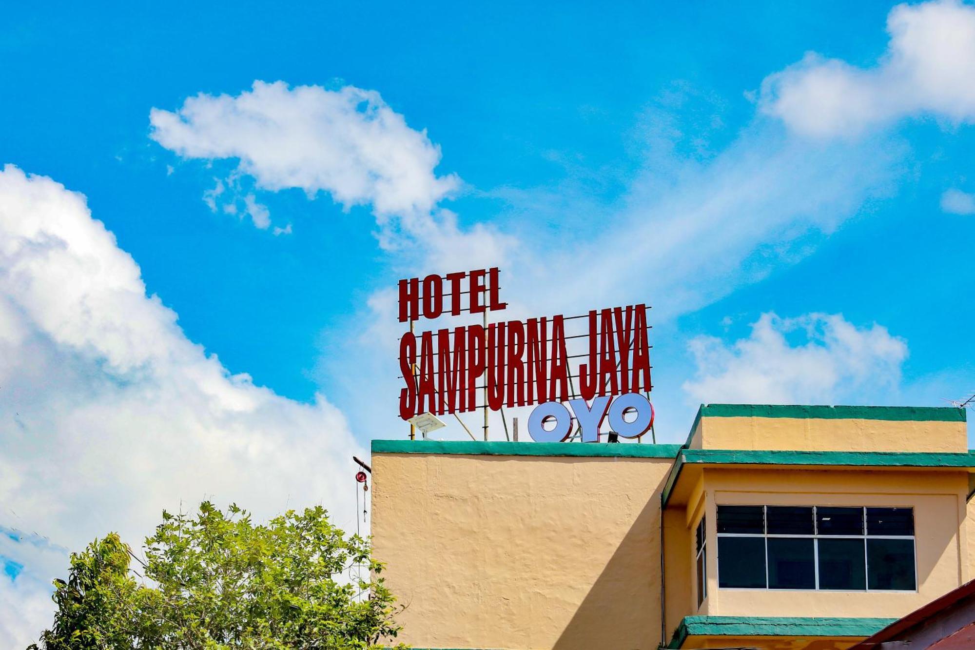 Oyo 2487 Sampurna Jaya Hotel Tanjungpinang Exteriör bild