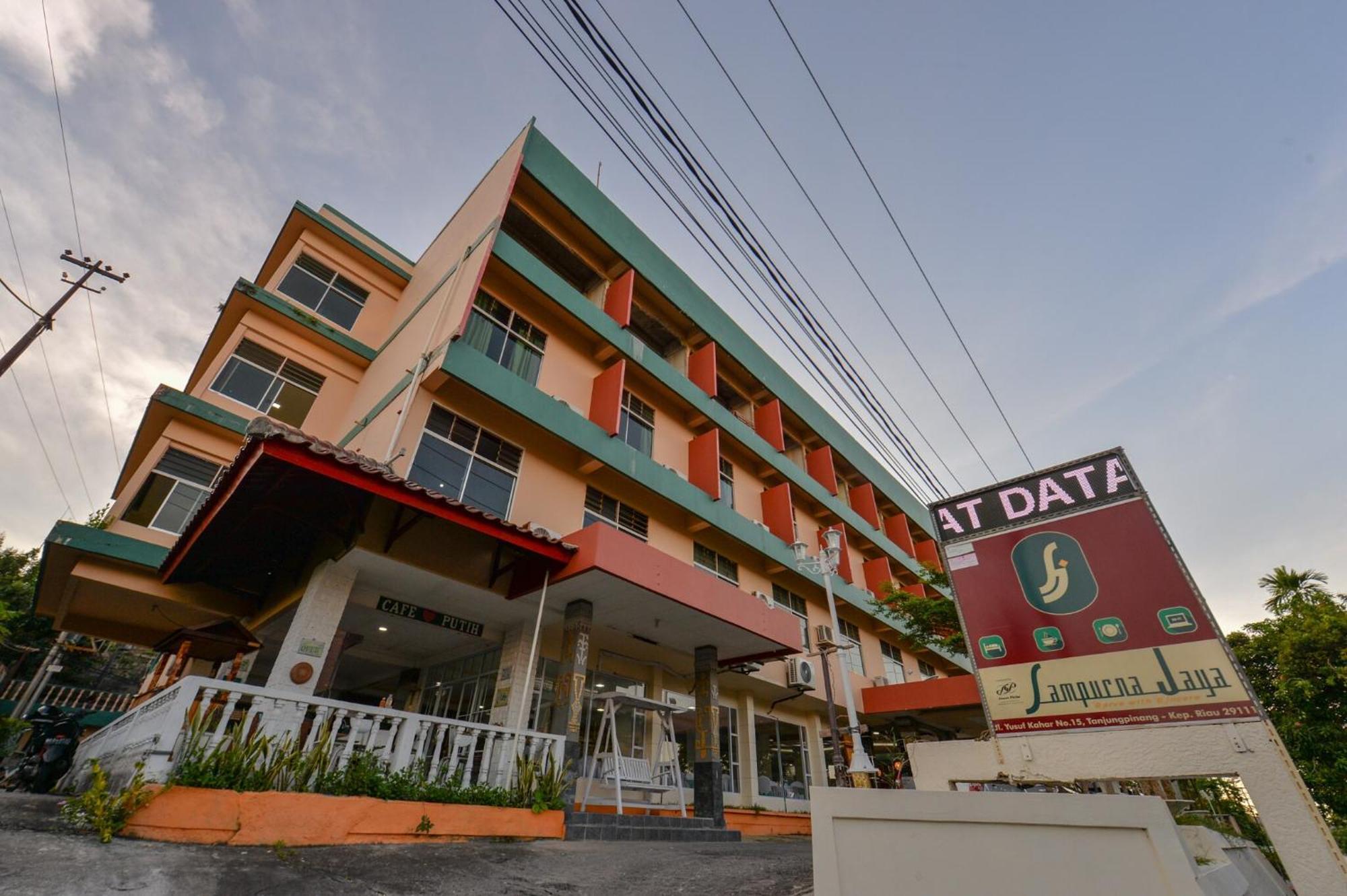 Oyo 2487 Sampurna Jaya Hotel Tanjungpinang Exteriör bild