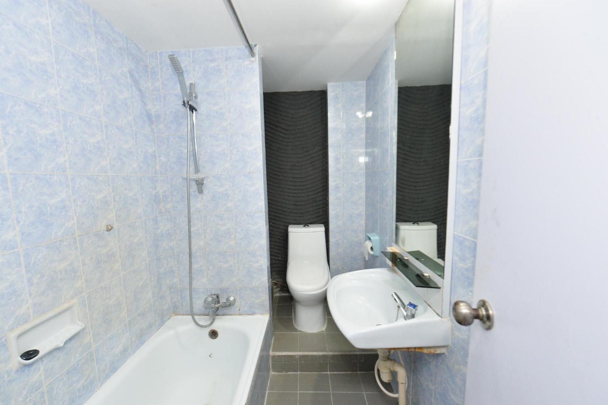 Oyo 2487 Sampurna Jaya Hotel Tanjungpinang Exteriör bild