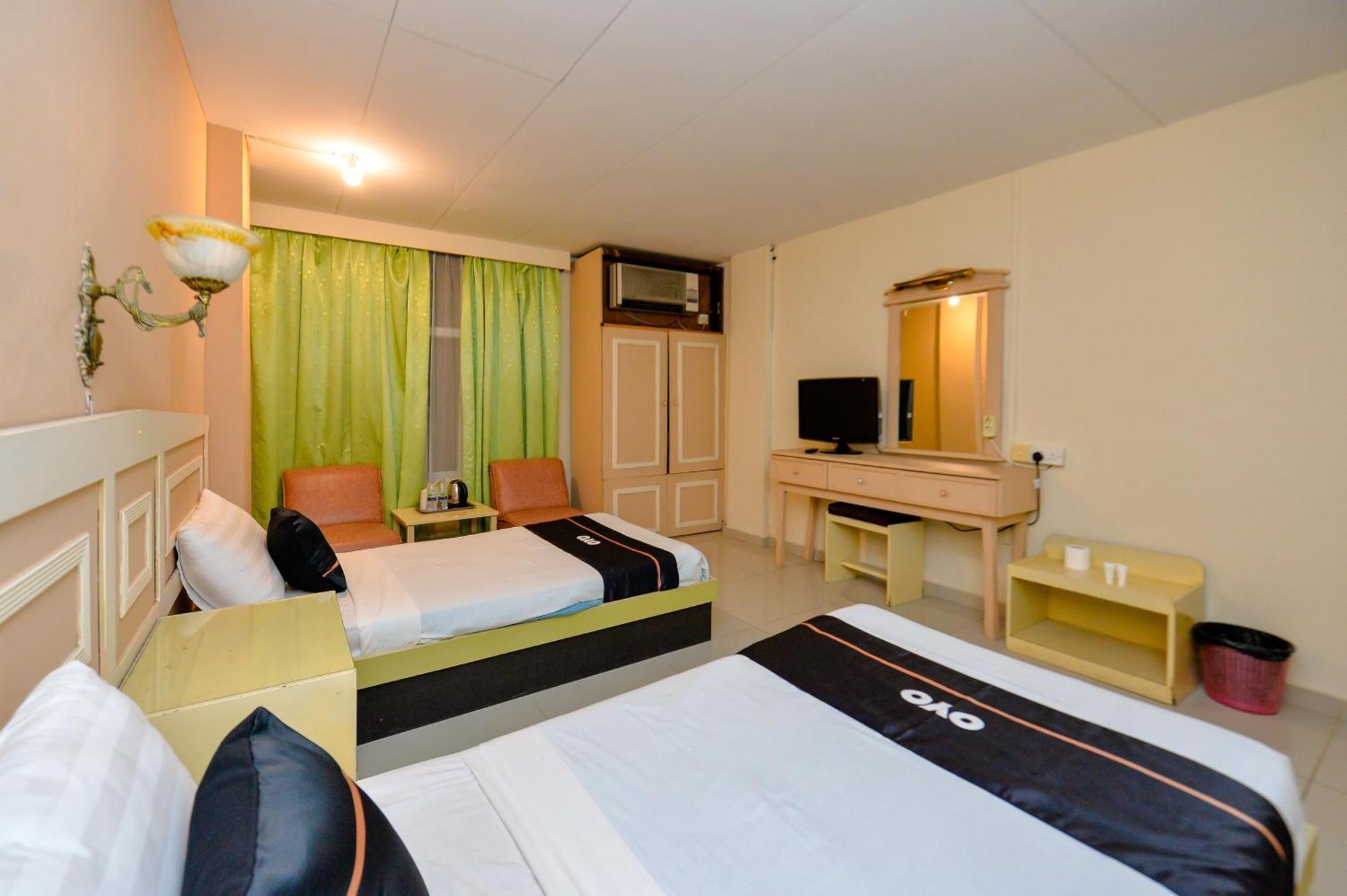 Oyo 2487 Sampurna Jaya Hotel Tanjungpinang Exteriör bild