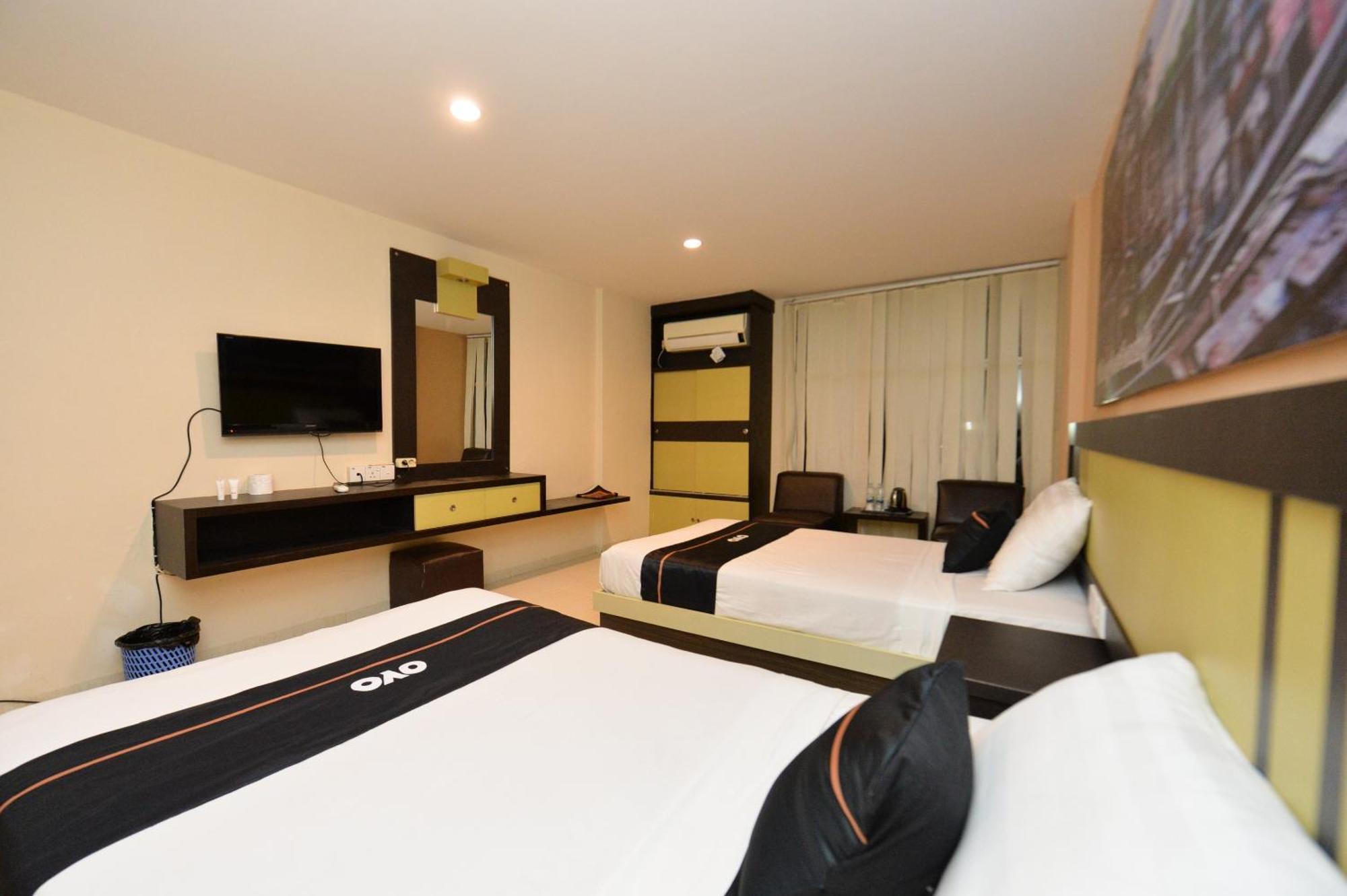 Oyo 2487 Sampurna Jaya Hotel Tanjungpinang Exteriör bild