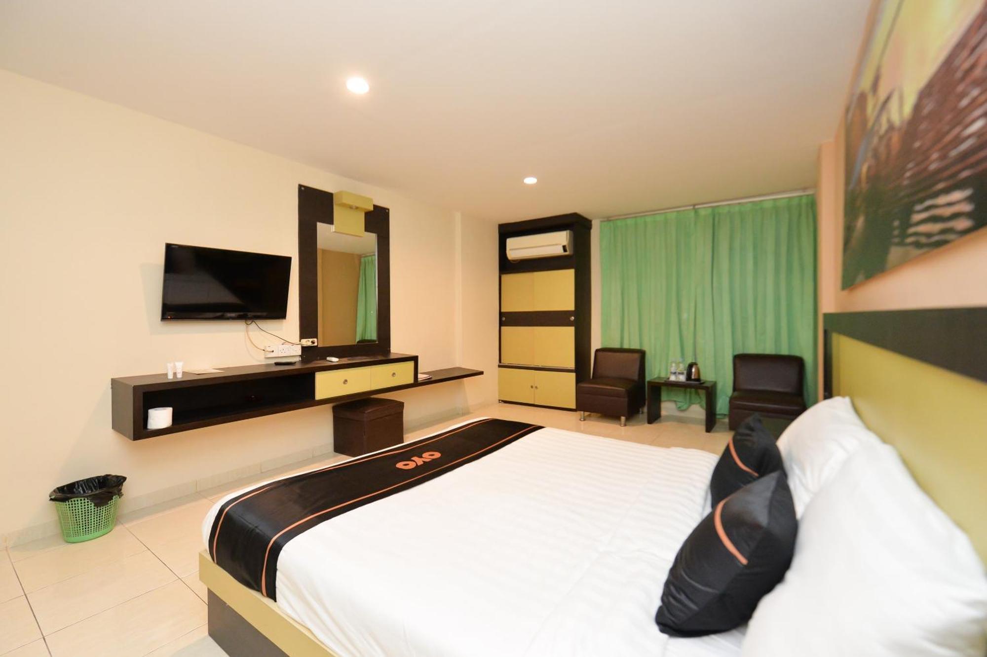 Oyo 2487 Sampurna Jaya Hotel Tanjungpinang Exteriör bild