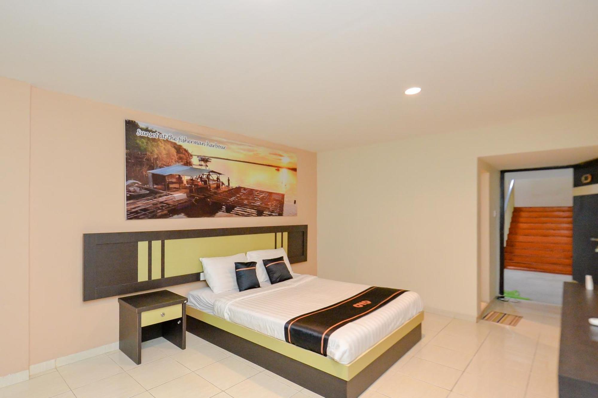 Oyo 2487 Sampurna Jaya Hotel Tanjungpinang Exteriör bild
