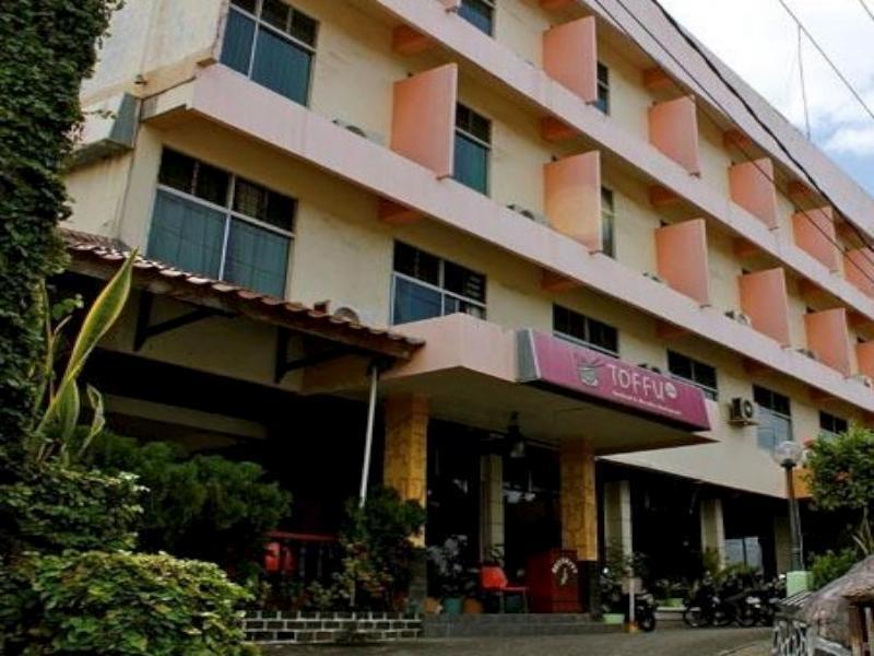 Oyo 2487 Sampurna Jaya Hotel Tanjungpinang Exteriör bild